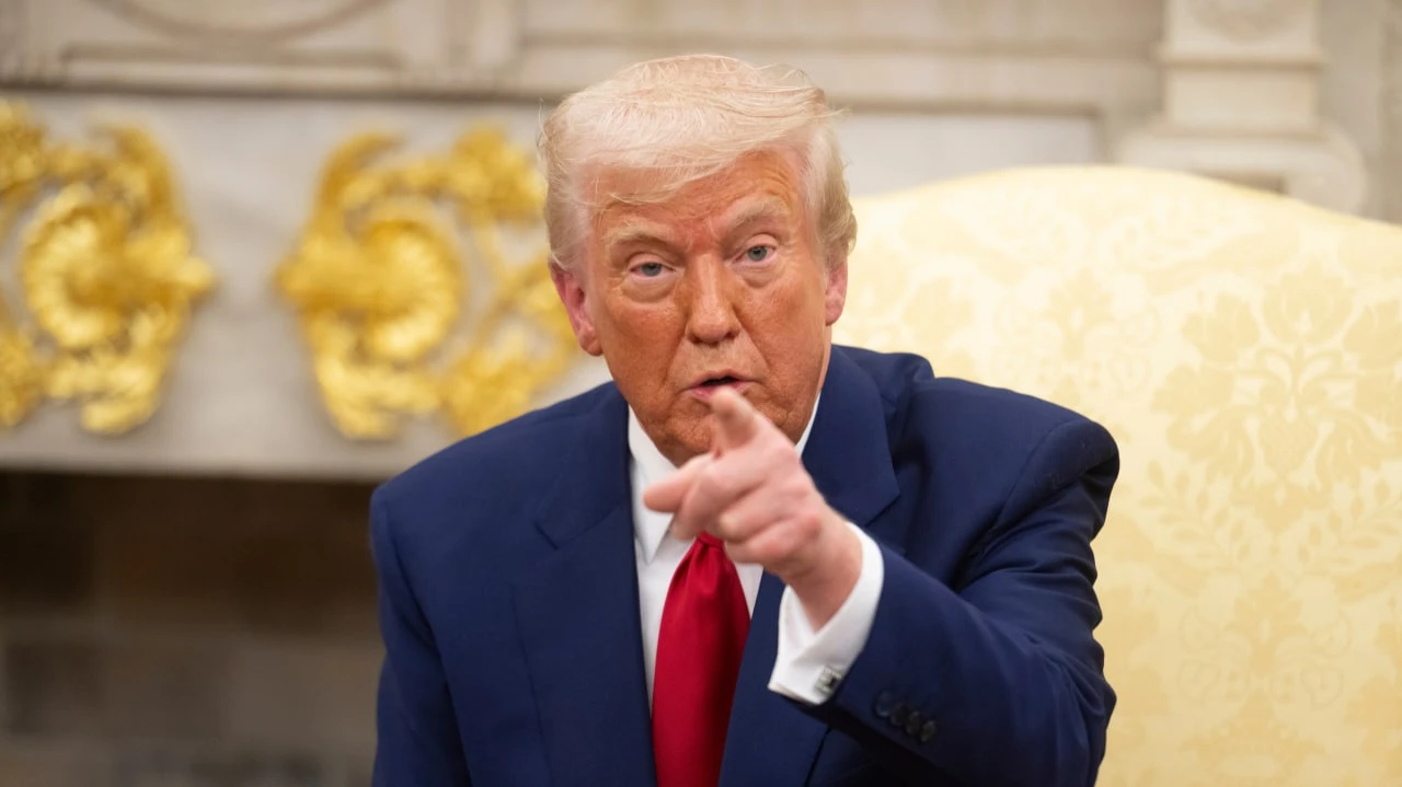 Трамп пригрозил Франции введением пошлин на вина и шампанское / Фото: noamgalai / Shutterstock.com