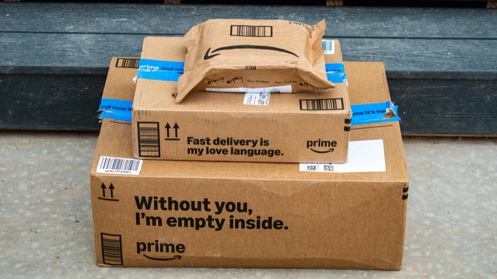 Amazon may announce a new round of mass layoffs on January 27, Reuters sources claim / Photo: Shutterstock.com