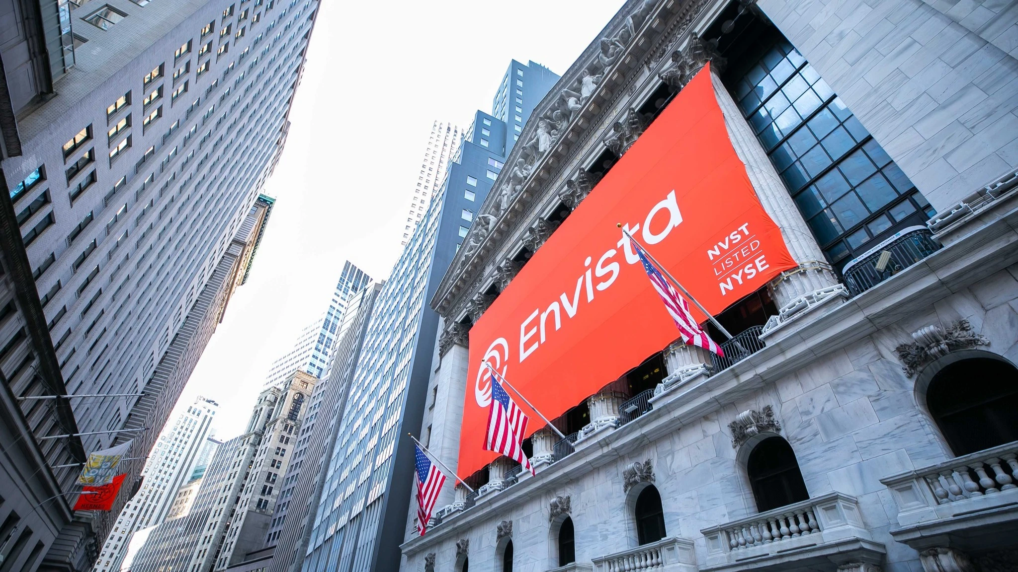 BofA names 10 small companies whose profits could beat Wall Street forecasts / Photo: Facebook / Envista