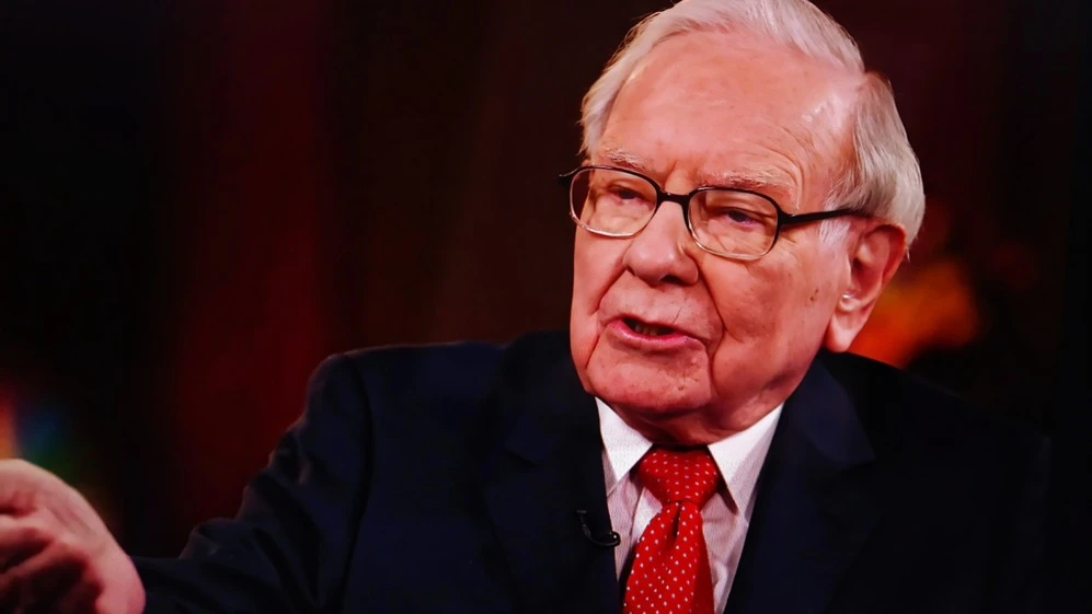 Warren Buffett’s Berkshire Hathaway portfolio includes small caps Liberty Latin America and Atlanta Braves Holdings / Photo: Shutterstock.com