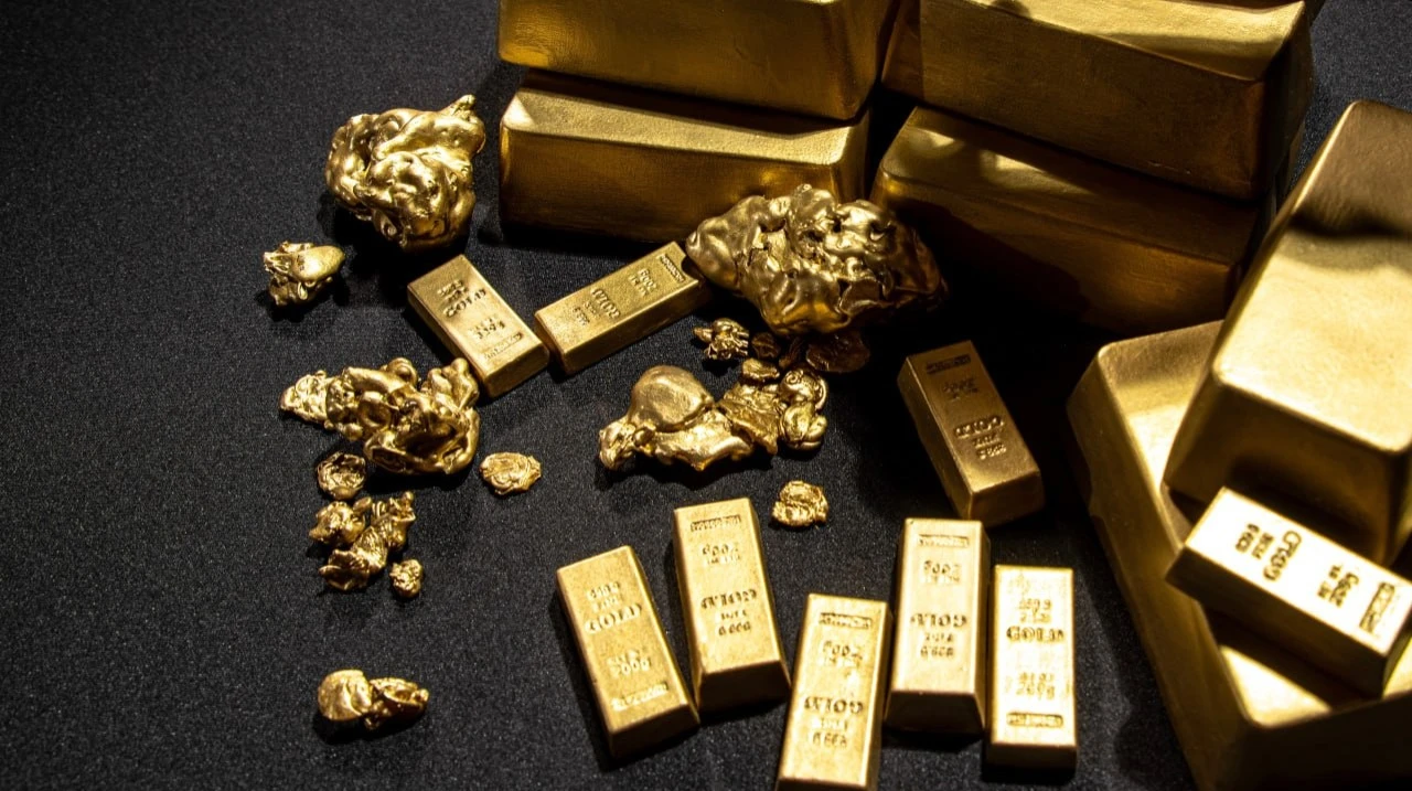 After a multi-day rally on Jan. 30, the price of gold is down 8%: the biggest sell-off in years. Photo: TSViPhoto / Shutterstock.com