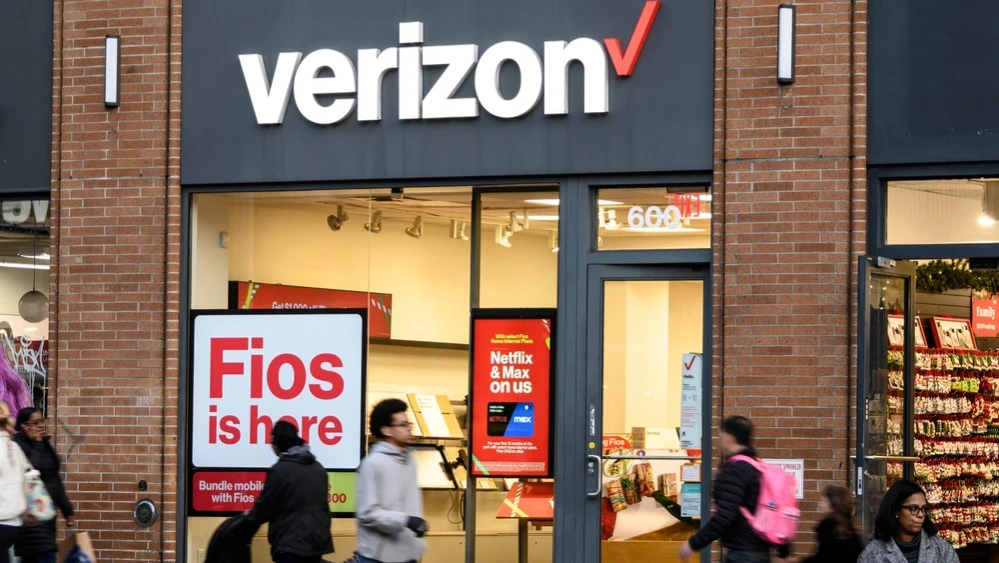 Прирост мобильных абонентов Verizon в прошедшем квартале ускорился на 22% / Фото: DW labs Incorporated / Shutterstock.com