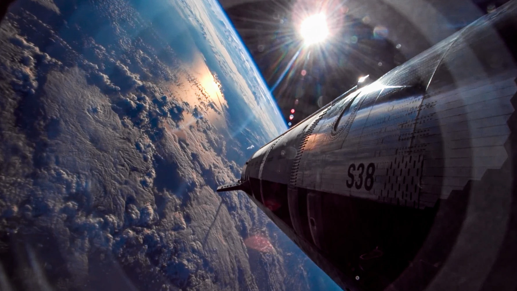 SpaceXs orbiting data centers could be worth $5 trillion a year, according to analysts at MoffettNathanson / Photo: X/SpaceX