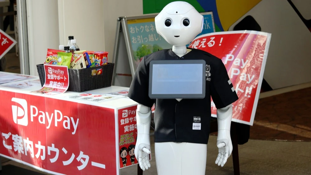 Japanese QR payments market leader PayPay may float about 10% of its shares on Nasdaq in March, based on a business valuation of $20 billion / Photo: Shutterstock.com