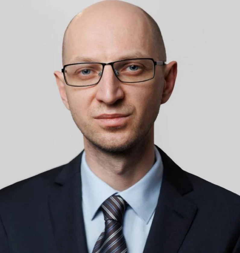 Емельянов Валерий